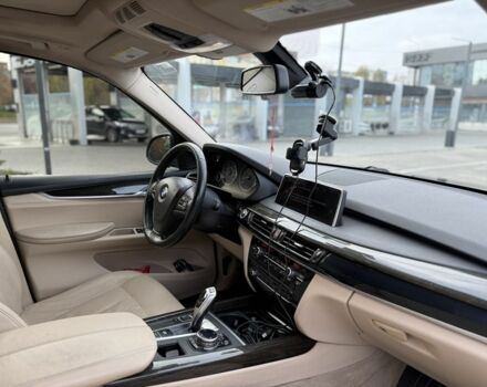 Сірий БМВ Х5, об'ємом двигуна 3 л та пробігом 290 тис. км за 18000 $, фото 7 на Automoto.ua