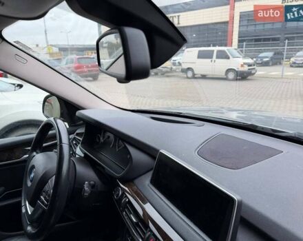 Сірий БМВ Х5, об'ємом двигуна 3 л та пробігом 235 тис. км за 16900 $, фото 3 на Automoto.ua