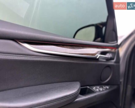 Серый БМВ Х5, объемом двигателя 0 л и пробегом 160 тыс. км за 23500 $, фото 50 на Automoto.ua