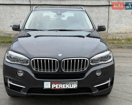 Серый БМВ Х5, объемом двигателя 2.99 л и пробегом 259 тыс. км за 27999 $, фото 1 на Automoto.ua