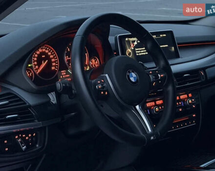 Серый БМВ Х5, объемом двигателя 2 л и пробегом 268 тыс. км за 21500 $, фото 5 на Automoto.ua