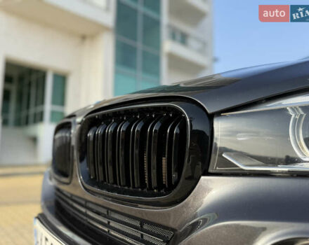 Сірий БМВ Х5, об'ємом двигуна 2 л та пробігом 180 тис. км за 25800 $, фото 26 на Automoto.ua