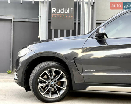 Серый БМВ Х5, объемом двигателя 2.98 л и пробегом 179 тыс. км за 23000 $, фото 16 на Automoto.ua