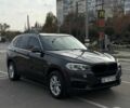 Сірий БМВ Х5, об'ємом двигуна 3 л та пробігом 290 тис. км за 18000 $, фото 2 на Automoto.ua