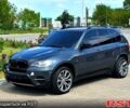 Серый БМВ Х5, объемом двигателя 3 л и пробегом 194 тыс. км за 17999 $, фото 1 на Automoto.ua