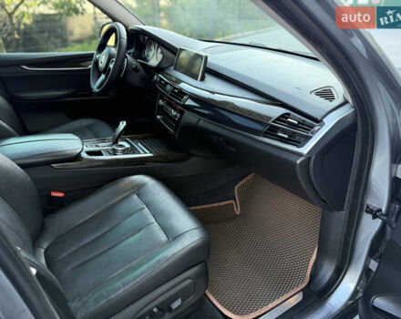 Сірий БМВ Х5, об'ємом двигуна 3 л та пробігом 205 тис. км за 19900 $, фото 31 на Automoto.ua