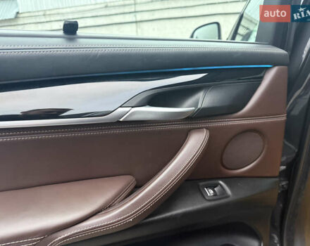 Серый БМВ Х5, объемом двигателя 2.99 л и пробегом 259 тыс. км за 27999 $, фото 21 на Automoto.ua