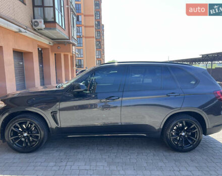 Серый БМВ Х5, объемом двигателя 3 л и пробегом 98 тыс. км за 27400 $, фото 5 на Automoto.ua