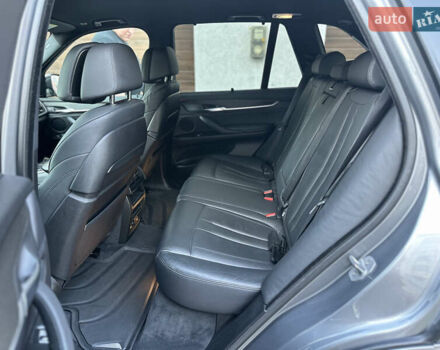 Серый БМВ Х5, объемом двигателя 2.99 л и пробегом 256 тыс. км за 30500 $, фото 25 на Automoto.ua