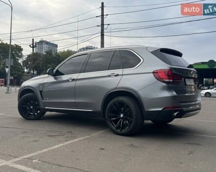 Серый БМВ Х5, объемом двигателя 2.98 л и пробегом 105 тыс. км за 24500 $, фото 10 на Automoto.ua
