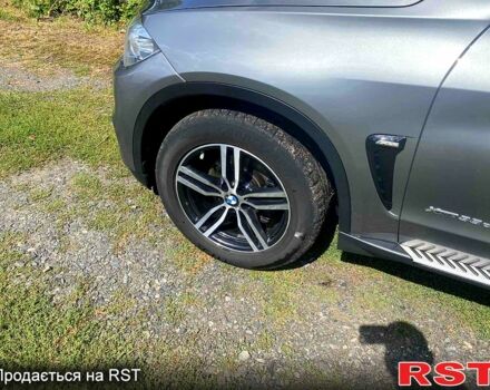 Серый БМВ Х5, объемом двигателя 3 л и пробегом 308 тыс. км за 28000 $, фото 10 на Automoto.ua