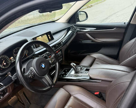 Серый БМВ Х5, объемом двигателя 2.99 л и пробегом 259 тыс. км за 27999 $, фото 11 на Automoto.ua