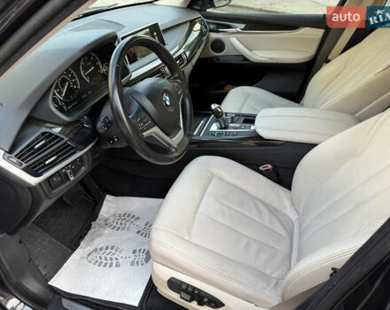 Серый БМВ Х5, объемом двигателя 2.99 л и пробегом 230 тыс. км за 27000 $, фото 17 на Automoto.ua