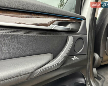 Серый БМВ Х5, объемом двигателя 2.98 л и пробегом 160 тыс. км за 21500 $, фото 49 на Automoto.ua