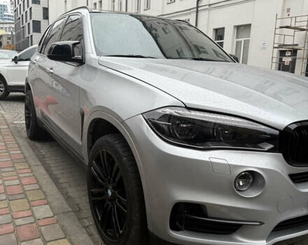 Серый БМВ Х5, объемом двигателя 2.98 л и пробегом 350 тыс. км за 16800 $, фото 2 на Automoto.ua