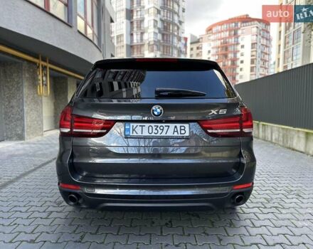 Серый БМВ Х5, объемом двигателя 2 л и пробегом 271 тыс. км за 21950 $, фото 11 на Automoto.ua
