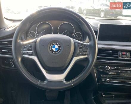 Сірий БМВ Х5, об'ємом двигуна 2.98 л та пробігом 145 тис. км за 22900 $, фото 20 на Automoto.ua