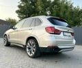 Серый БМВ Х5, объемом двигателя 3 л и пробегом 233 тыс. км за 25900 $, фото 4 на Automoto.ua