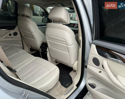 Серый БМВ Х5, объемом двигателя 2.98 л и пробегом 350 тыс. км за 18000 $, фото 8 на Automoto.ua