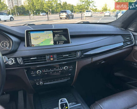 Сірий БМВ Х5, об'ємом двигуна 2 л та пробігом 256 тис. км за 26000 $, фото 14 на Automoto.ua