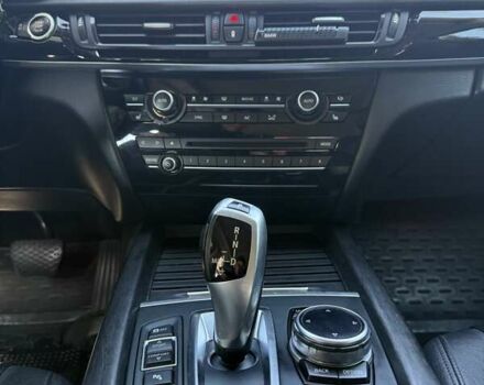 БМВ Х5 2014 в Днепре (Днепропетровске) на Automoto.ua Серый БМВ Х5, объемом двигателя 2.98 л и пробегом 143 тыс. км за 27200 $, фото 10 на Automoto.ua