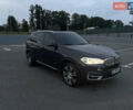 Серый БМВ Х5, объемом двигателя 3 л и пробегом 200 тыс. км за 22000 $, фото 1 на Automoto.ua