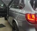 Серый БМВ Х5, объемом двигателя 3 л и пробегом 195 тыс. км за 26000 $, фото 2 на Automoto.ua