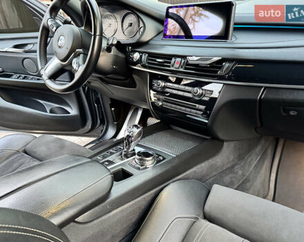 Сірий БМВ Х5, об'ємом двигуна 2.99 л та пробігом 195 тис. км за 33700 $, фото 15 на Automoto.ua