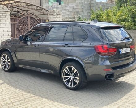 Серый БМВ Х5, объемом двигателя 2 л и пробегом 232 тыс. км за 27000 $, фото 3 на Automoto.ua