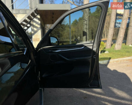 Серый БМВ Х5, объемом двигателя 2.98 л и пробегом 142 тыс. км за 20900 $, фото 11 на Automoto.ua