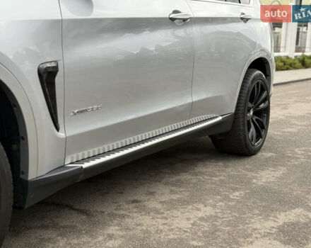 Серый БМВ Х5, объемом двигателя 3 л и пробегом 294 тыс. км за 22100 $, фото 15 на Automoto.ua