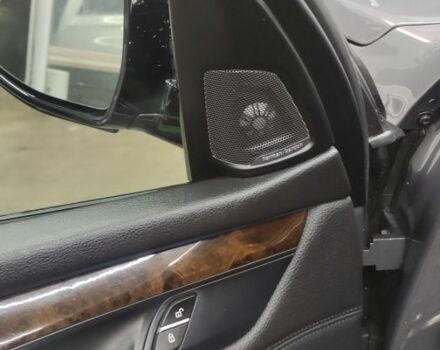 Серый БМВ Х5, объемом двигателя 3 л и пробегом 195 тыс. км за 26000 $, фото 7 на Automoto.ua