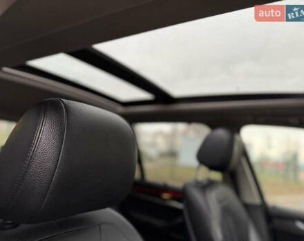 Серый БМВ Х5, объемом двигателя 3 л и пробегом 240 тыс. км за 19900 $, фото 16 на Automoto.ua