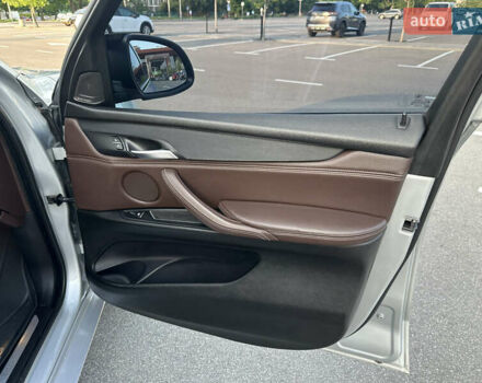 Сірий БМВ Х5, об'ємом двигуна 2 л та пробігом 256 тис. км за 26000 $, фото 27 на Automoto.ua