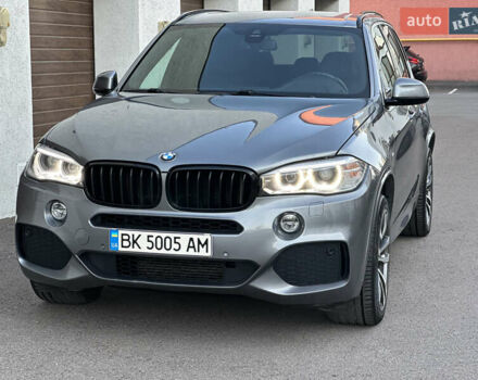 Серый БМВ Х5, объемом двигателя 2.99 л и пробегом 256 тыс. км за 30500 $, фото 8 на Automoto.ua