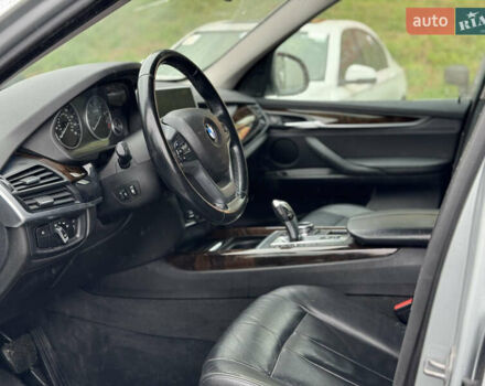Сірий БМВ Х5, об'ємом двигуна 3 л та пробігом 240 тис. км за 15400 $, фото 11 на Automoto.ua