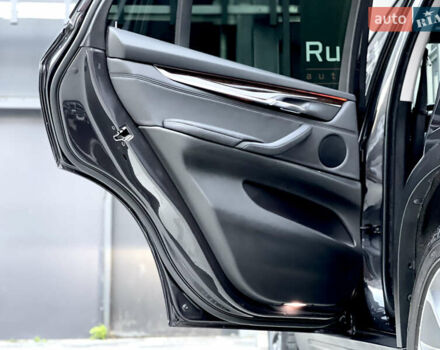 Серый БМВ Х5, объемом двигателя 2.98 л и пробегом 179 тыс. км за 23000 $, фото 42 на Automoto.ua