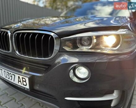 Серый БМВ Х5, объемом двигателя 2 л и пробегом 271 тыс. км за 21950 $, фото 2 на Automoto.ua