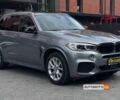 Серый БМВ Х5, объемом двигателя 3 л и пробегом 115 тыс. км за 26500 $, фото 1 на Automoto.ua