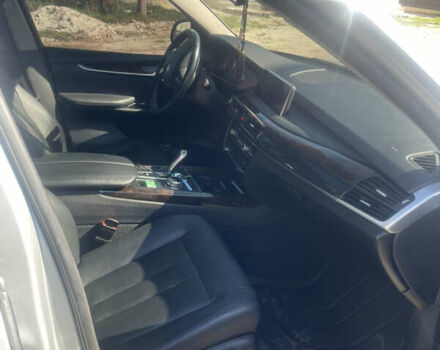 Серый БМВ Х5, объемом двигателя 3 л и пробегом 280 тыс. км за 20500 $, фото 4 на Automoto.ua