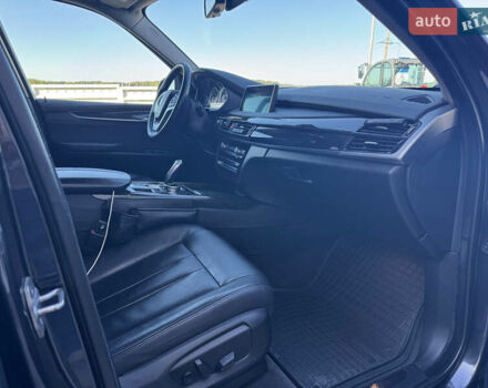 Серый БМВ Х5, объемом двигателя 2.98 л и пробегом 283 тыс. км за 25200 $, фото 17 на Automoto.ua