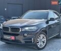 Серый БМВ Х5, объемом двигателя 3 л и пробегом 302 тыс. км за 27890 $, фото 1 на Automoto.ua