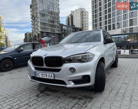 Серый БМВ Х5, объемом двигателя 2.98 л и пробегом 350 тыс. км за 18000 $, фото 3 на Automoto.ua
