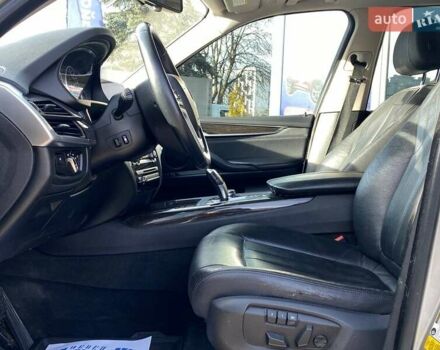 Сірий БМВ Х5, об'ємом двигуна 2.98 л та пробігом 145 тис. км за 22900 $, фото 9 на Automoto.ua