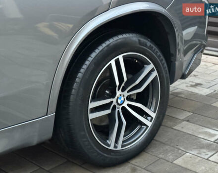 Сірий БМВ Х5, об'ємом двигуна 2.99 л та пробігом 195 тис. км за 33700 $, фото 29 на Automoto.ua