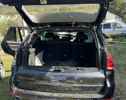 Серый БМВ Х5, объемом двигателя 3 л и пробегом 237 тыс. км за 100 $, фото 14 на Automoto.ua