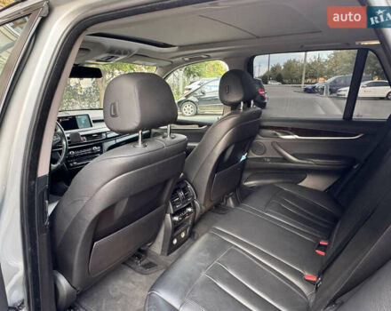 Серый БМВ Х5, объемом двигателя 3 л и пробегом 161 тыс. км за 21990 $, фото 66 на Automoto.ua
