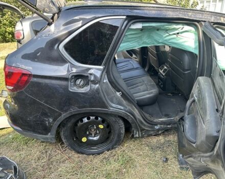 Серый БМВ Х5, объемом двигателя 3 л и пробегом 237 тыс. км за 100 $, фото 18 на Automoto.ua