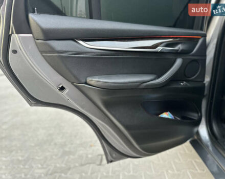 Серый БМВ Х5, объемом двигателя 0 л и пробегом 160 тыс. км за 23500 $, фото 64 на Automoto.ua