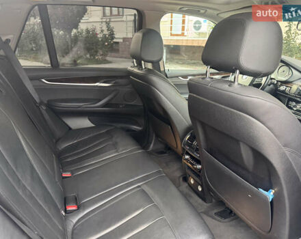 Серый БМВ Х5, объемом двигателя 3 л и пробегом 161 тыс. км за 21990 $, фото 79 на Automoto.ua
